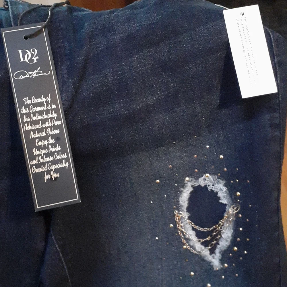 Jeans - Picture 2 of 9